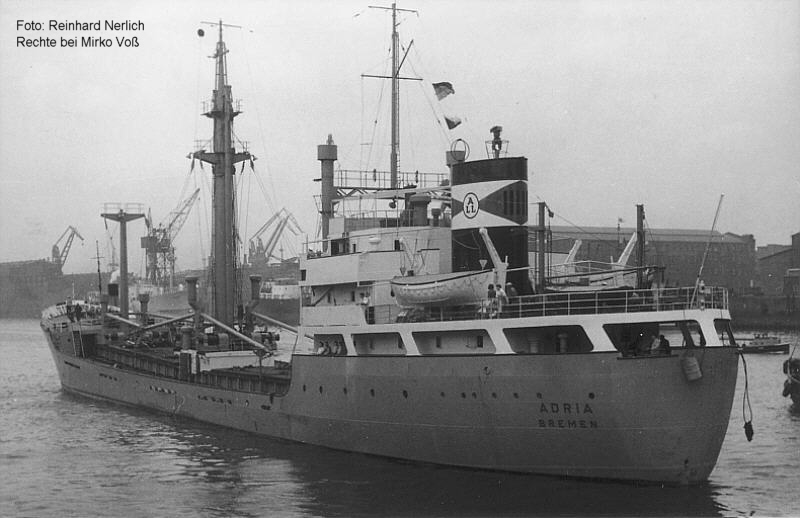 ADRIA im Kuhwerder Vorhafen.