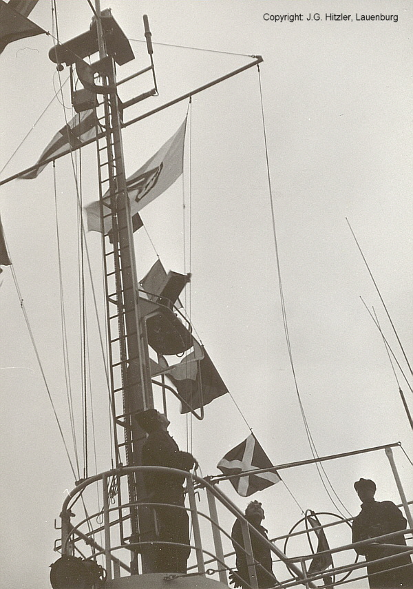 NVG 3 Flaggenwechsel.
