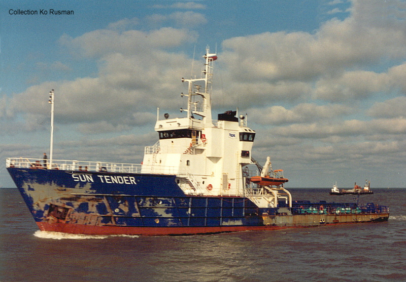 SUN TENDER