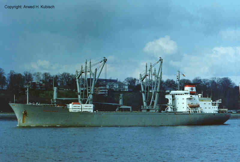 STOCKENFELS auslaufend Hamburg.