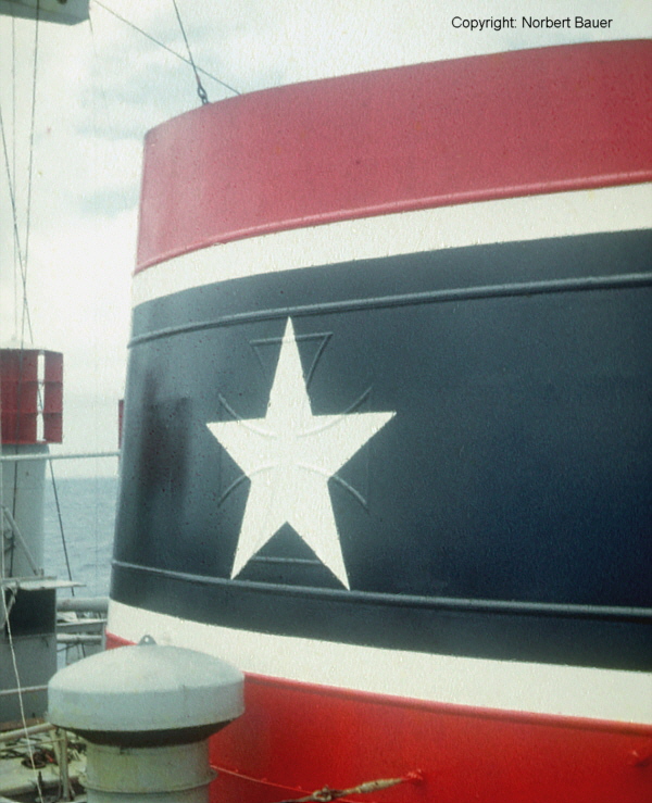 TREUENFELS (3) in Charter der White Star Line