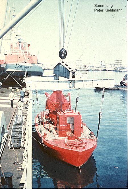 WASSERFELS mit autm. Feuerschiff.